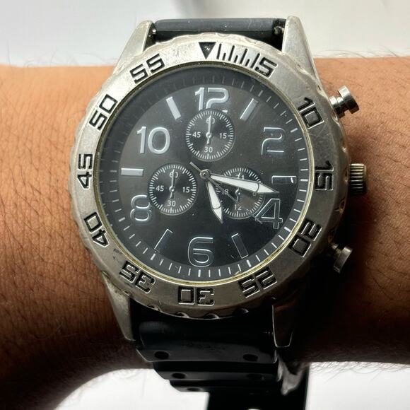 Silver & Black Merona Men's Watch - Picture 1 of 5